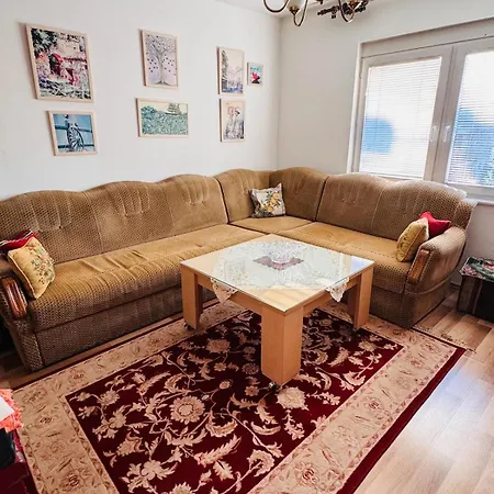 Apartamento Mahmutovac House *